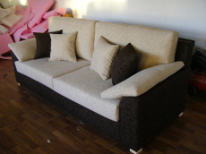 Диван изработен по поръчка с пълнеж от дунапрен и силиконов пух